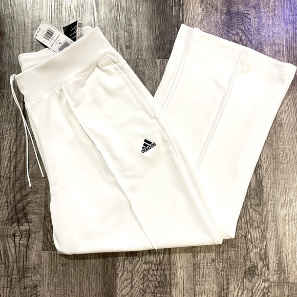 NWT ADIDAS Track Pant Women Large Athletic White kick flare Cropped ankle casual - Picture 4 of 11